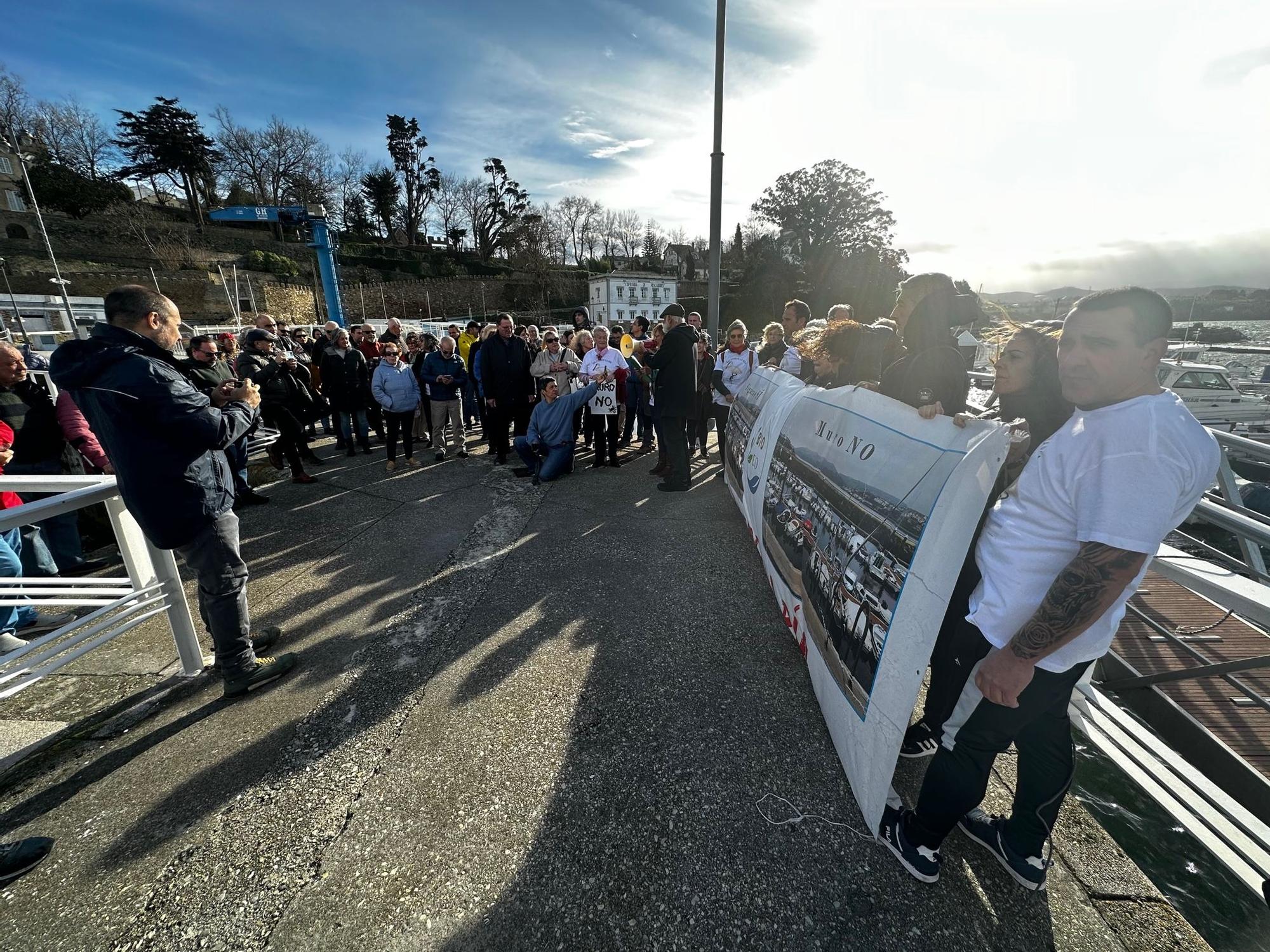 Figueras clama contra el dique exterior que el Principado proyecta en el puerto