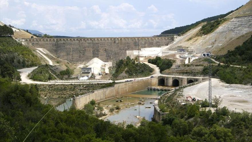 El Pacto del Agua se queda estancado