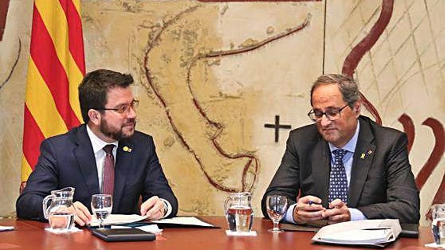 Pere Aragonès, amb Quim Torra, dimarts a Barcelona.