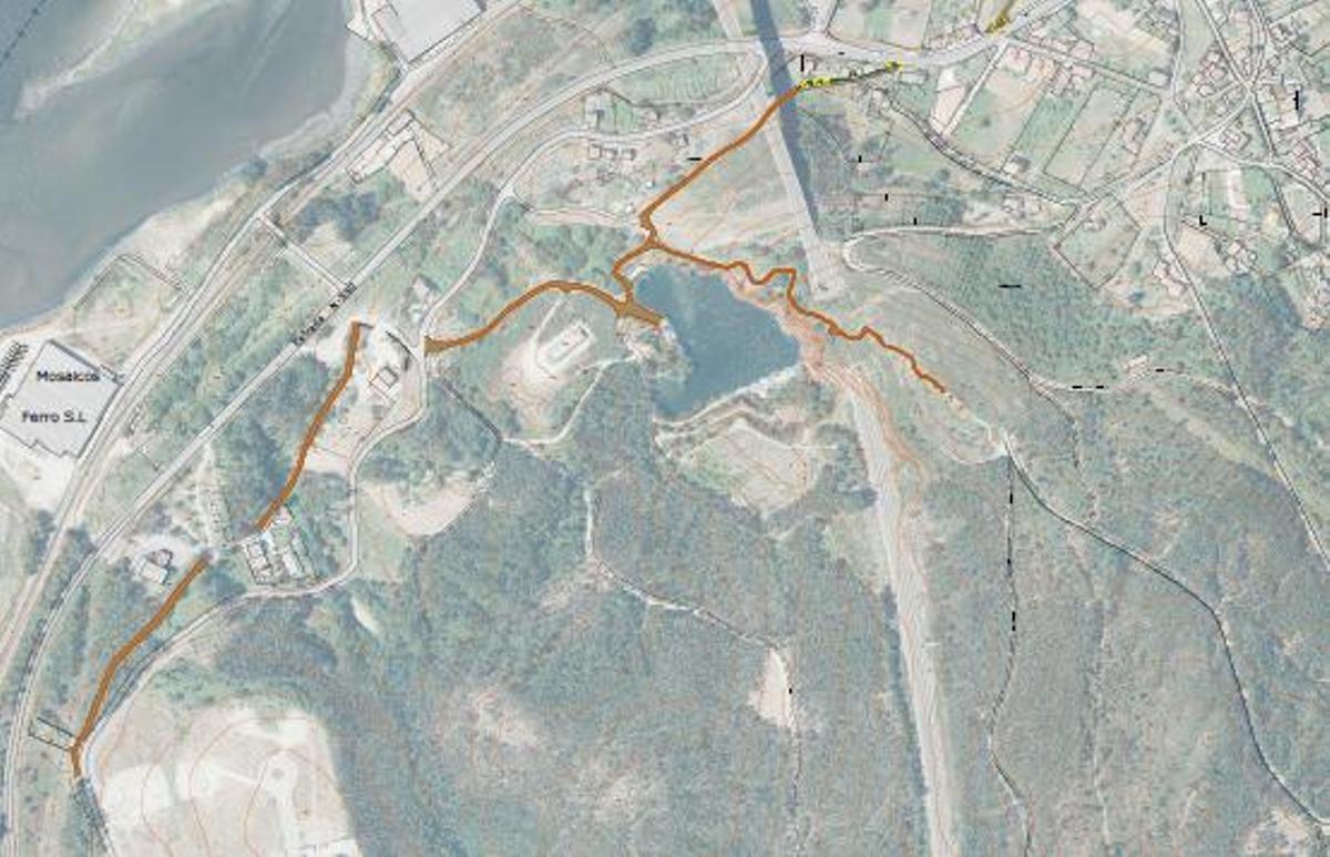 El trazado de la senda, desde el centro de Catoira hasta el polígono industrial de Abalo.