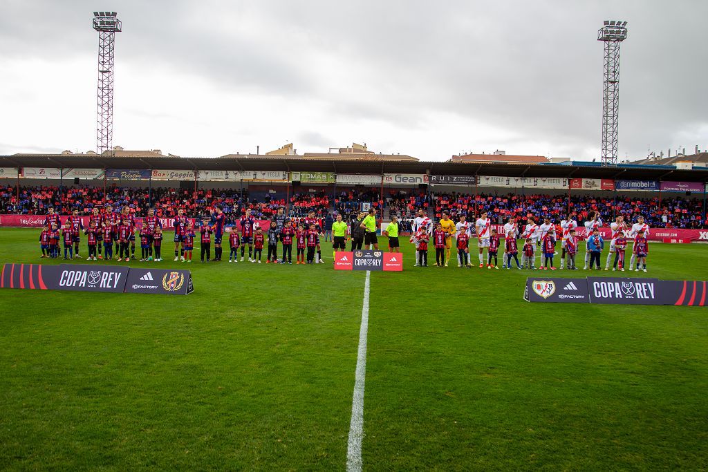 Encuentro de Copa del Rey entre el Rayo Vallecano y el Yeclano, en imágenes