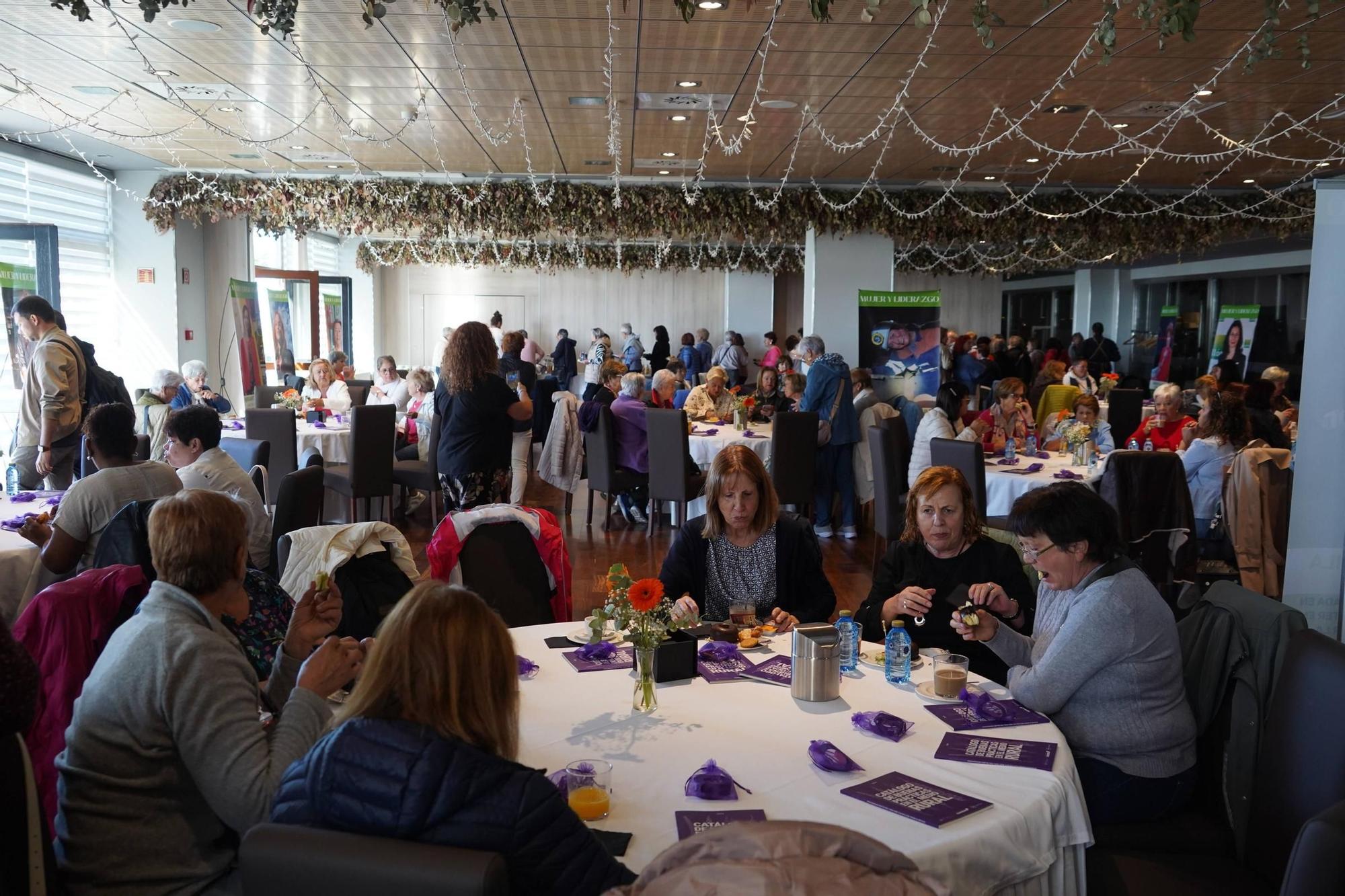 Las mujeres rurales de Castilla y León celebran por adelantado su día entre viñedos