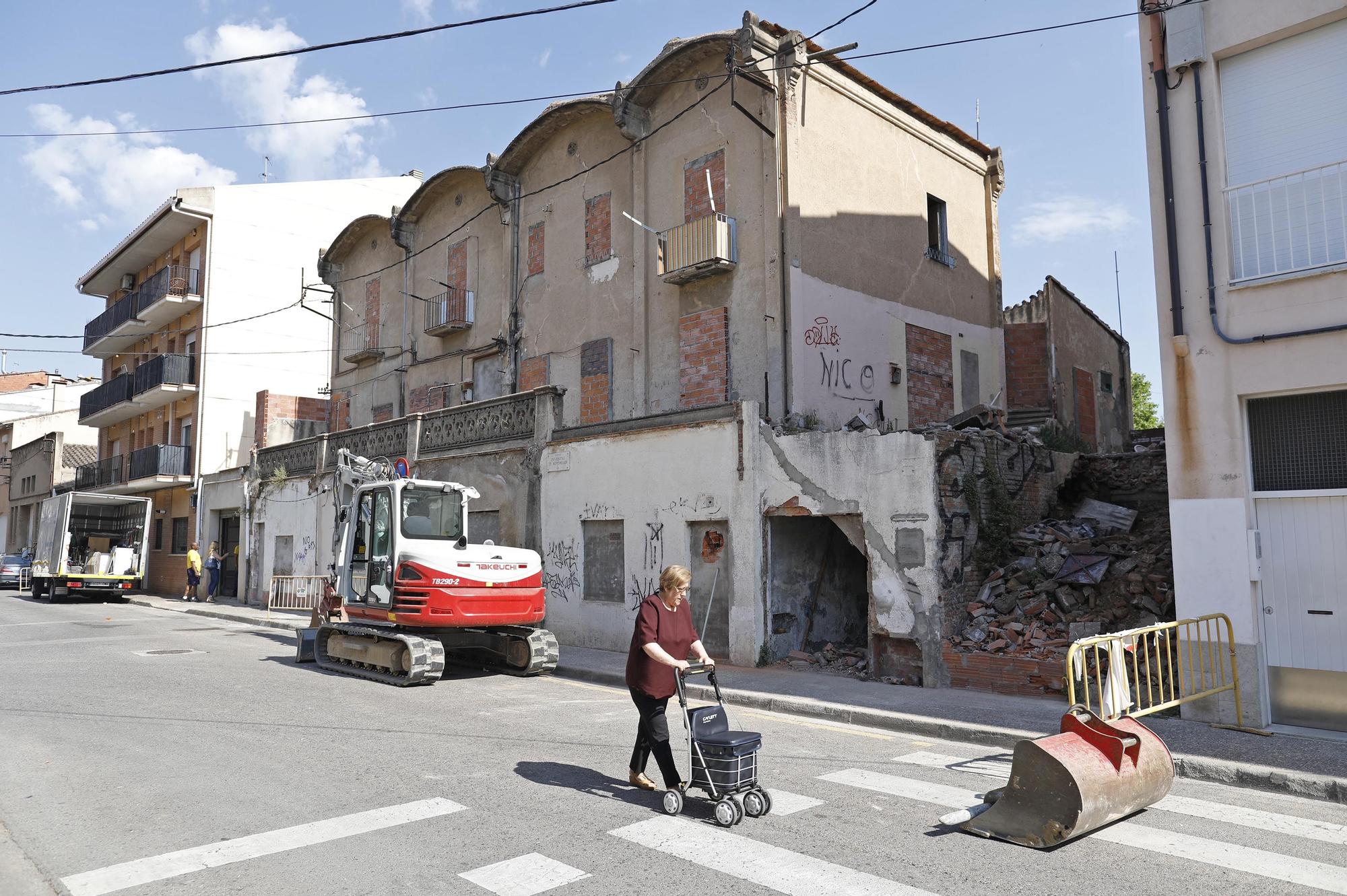 Comença l'enderroc dels edificis del carrer Universitat de Montpeller de Girona