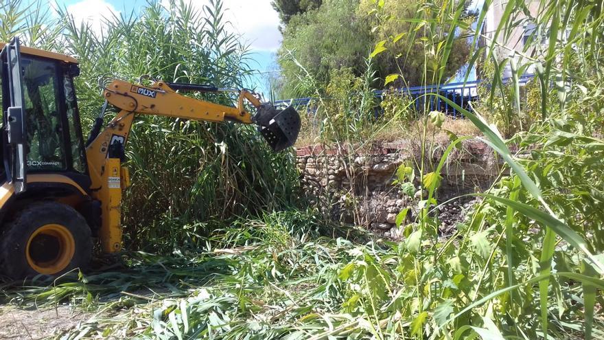 Crevillent limpia ramblas e imbornales para evitar efectos de las lluvias este fin de semana