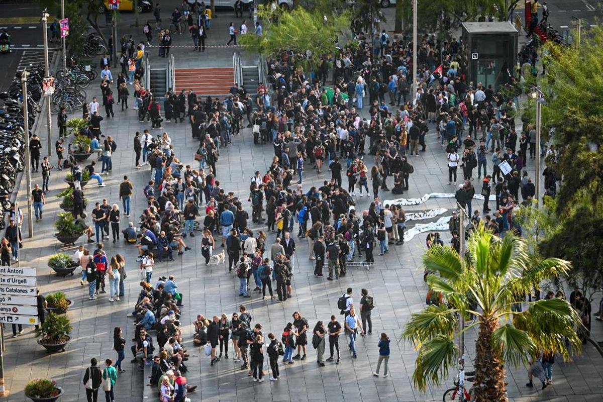 Manifestación antifascista de plaza Universitat