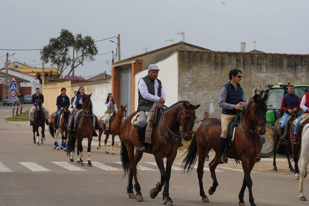 GALERÍA | Villaralbo baila por Sevillanas
