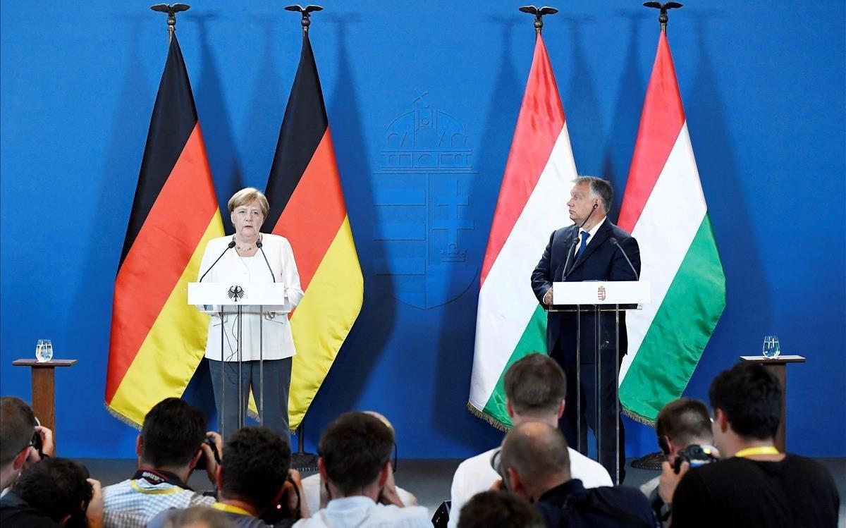 zentauroepp49490152 sopron  hungary   19 08 2019   german chancellor angela merk190819180751