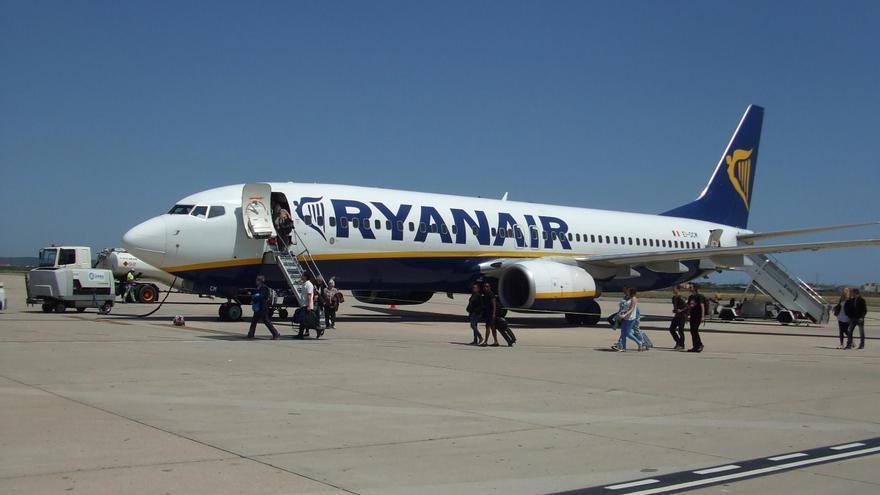 Ryanair descarta el papel y sólo aceptará tarjetas de embarque 100% digitales