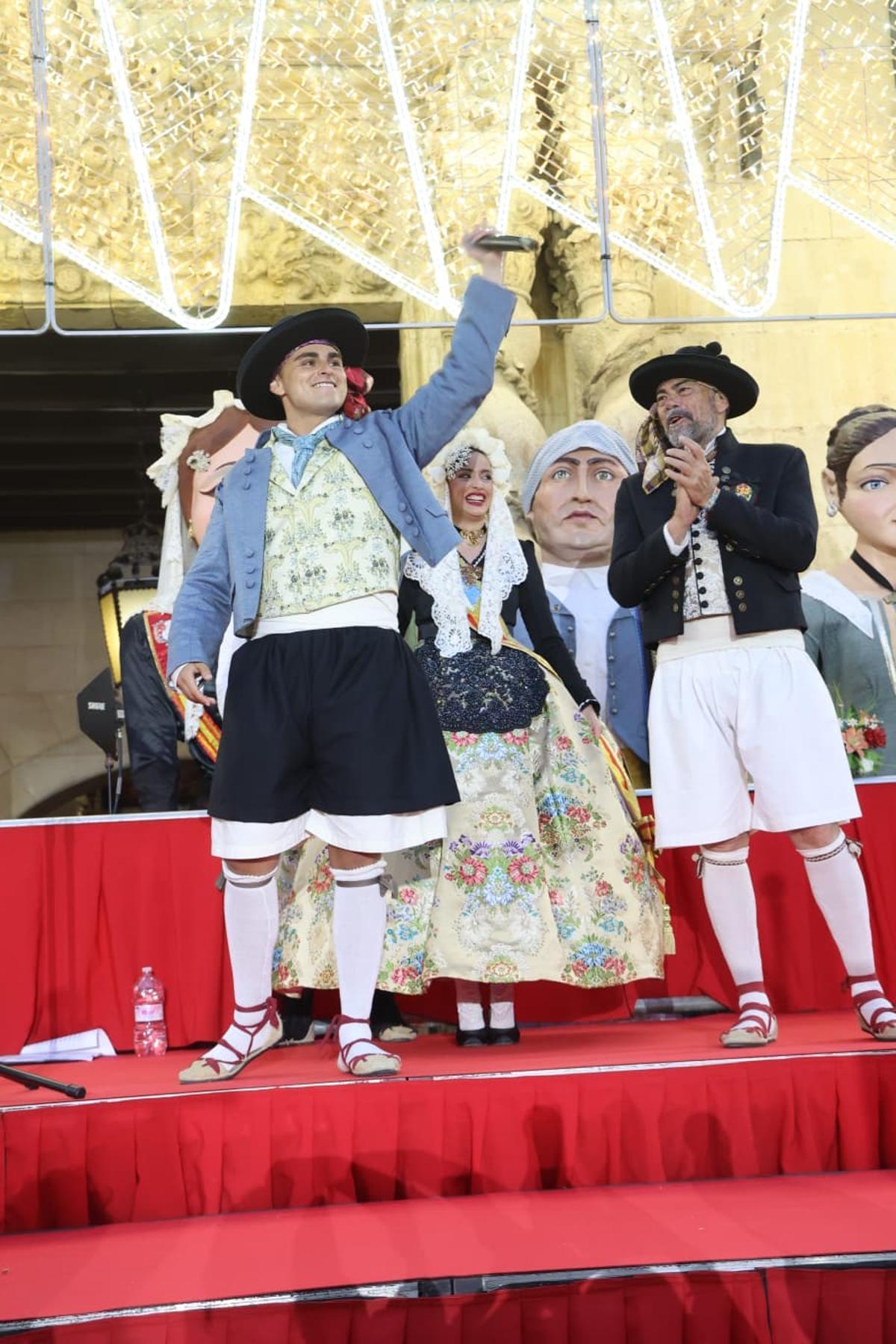 Funzo reivindica en su pregón las Hogueras como identidad de Alicante