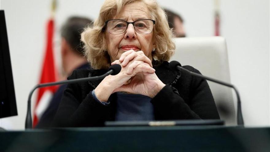 Carmena &quot;jamás&quot; encabezaría una lista con las siglas del PSOE, según su entorno