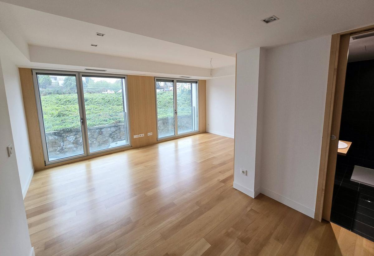 Uno de los pisos situados en Gran Vía incluidos en la convocatoria.