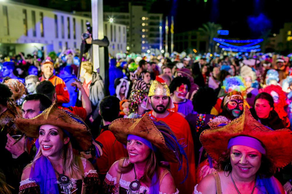 Búscate en las fotos del Carnaval en Benidorm