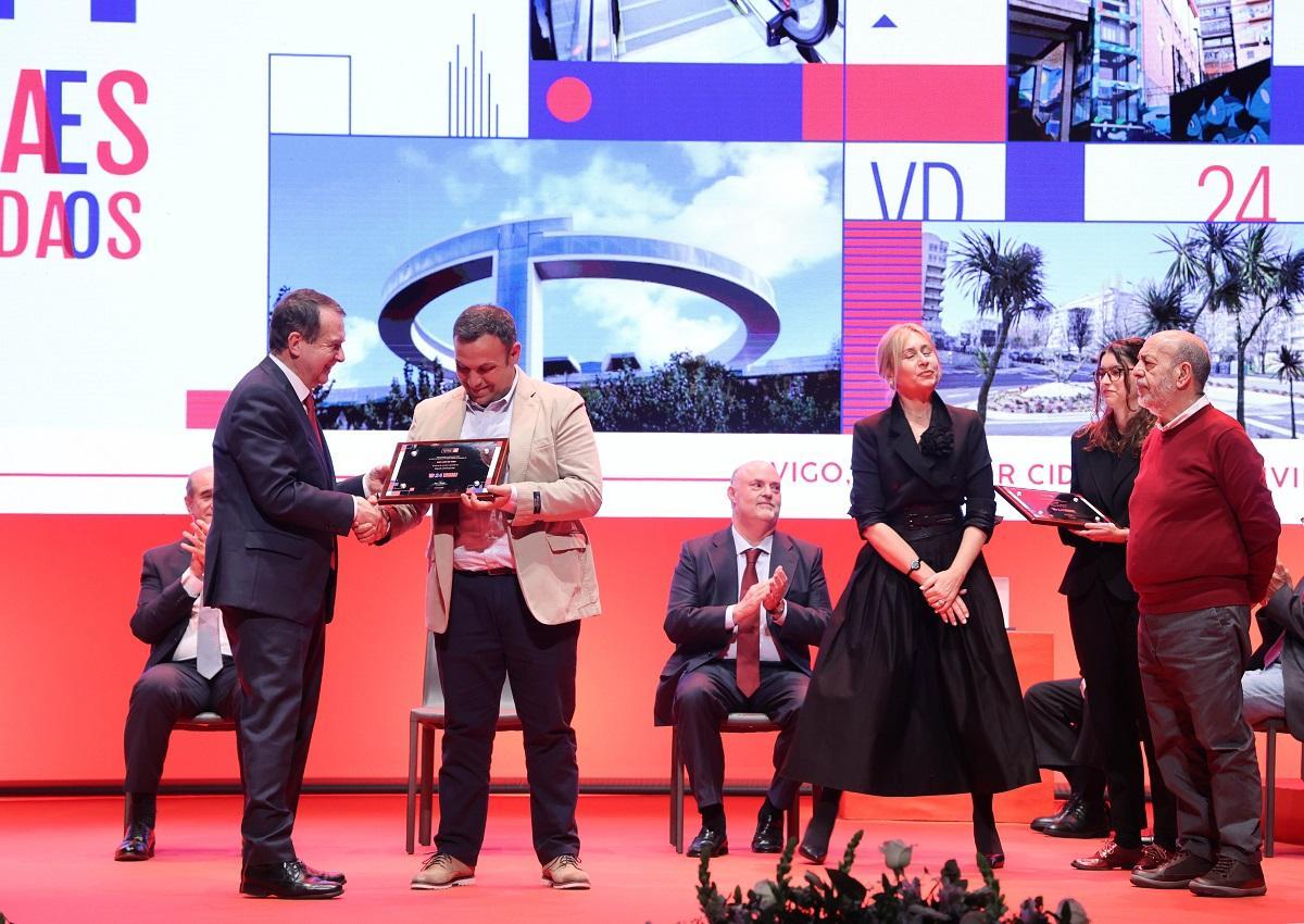 Entrega del Vigués Distinguido al CEIP Lope de Vega.