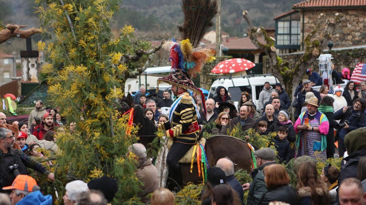 O chuvia respeta outra exitosa edición do Entroido de Merza