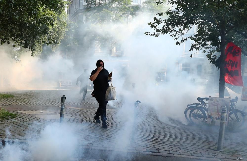 Nueva jornada de disturbios en las protestas contra la cumbre del G20 en Hamburgo.