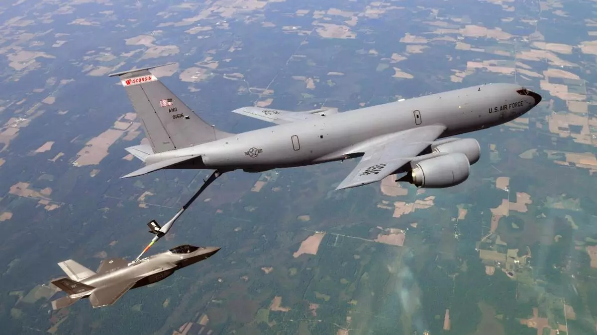 EEUU aumenta el personal auxiliar de aviones de guerra en la base de Morón mientras se agrava la guerra Israel-Irán