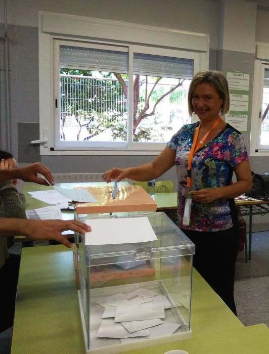 Helena Ferrando (Compromís) vota en Picanya.
