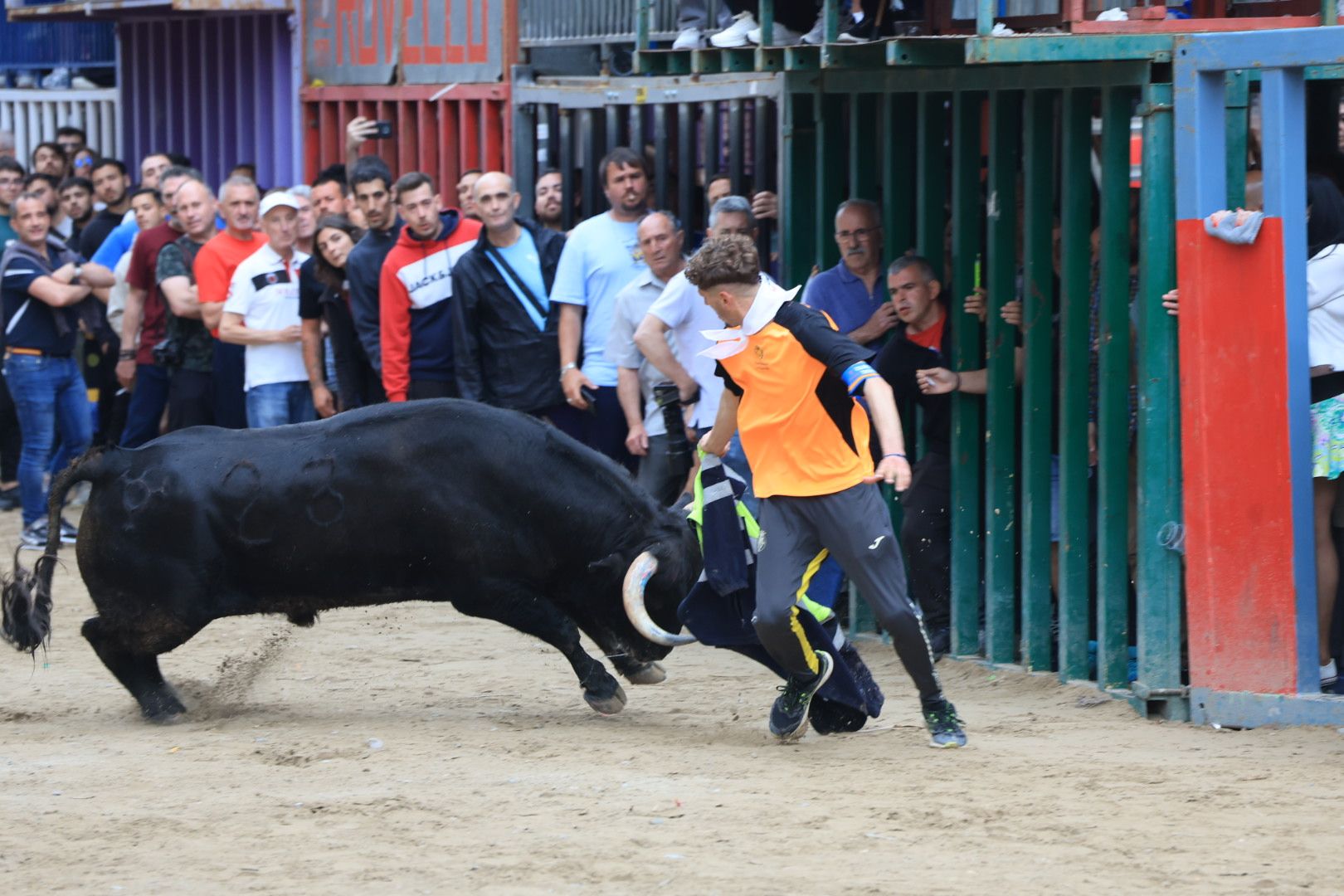 FOTOGALERÍA I Las imágenes de la segunda jornada taurina de las fiestas de Vila-real