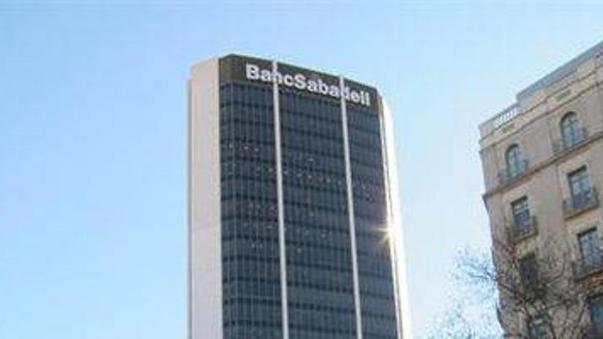 Banco Sabadell logra 963 voluntarios para el ERE de Banco CAM y quedan 287 forzosos