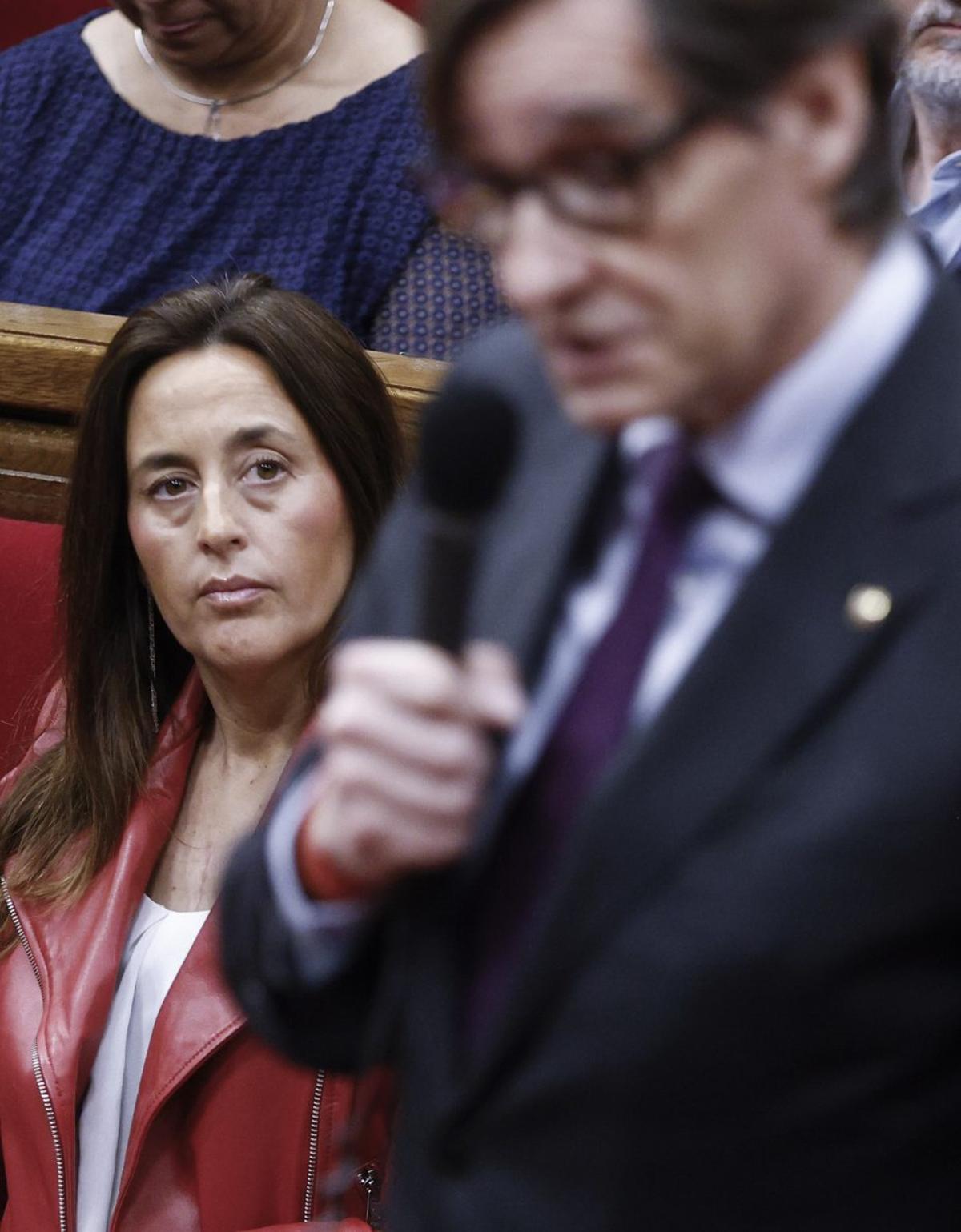 Illa deixa en mans dels centres educatius que hi  hagi mossos de paisà