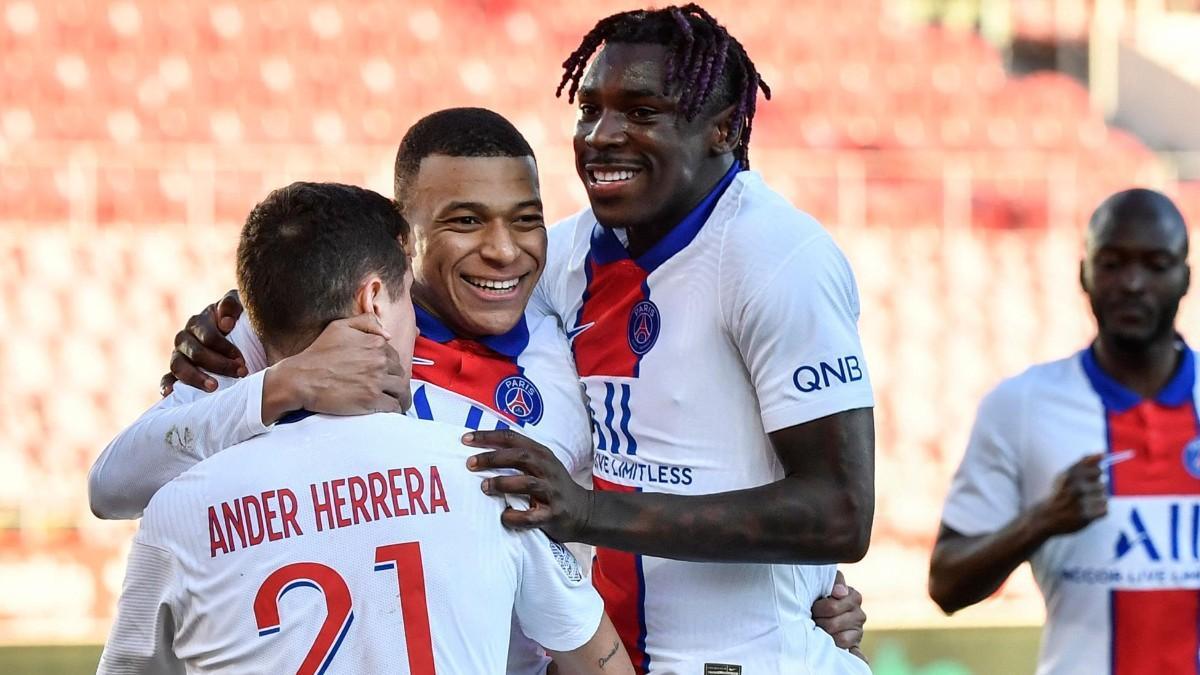 Ander, Mbappé y Kean celebrando el gol del francés