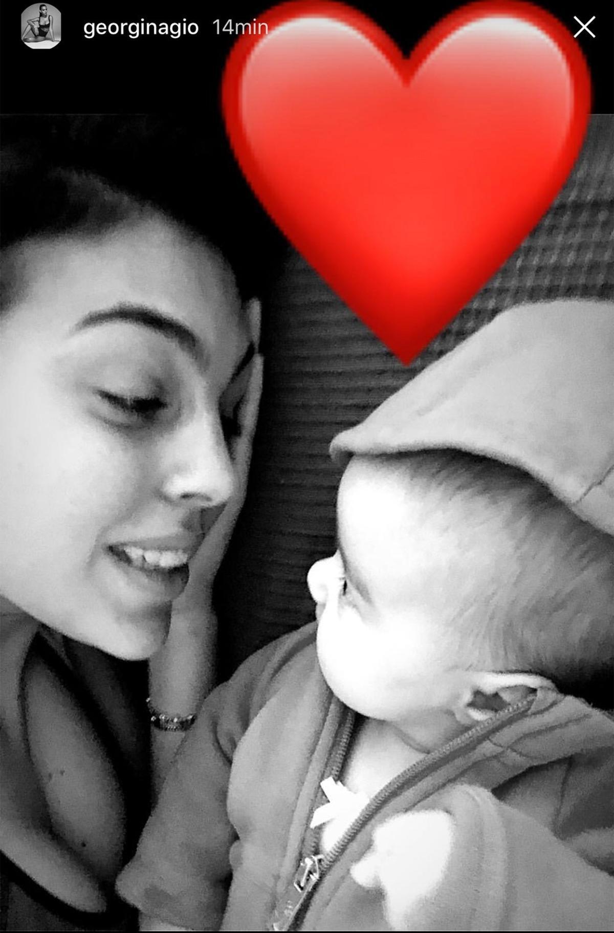 Georgina Rodríguez y su pequeña Alana Martina
