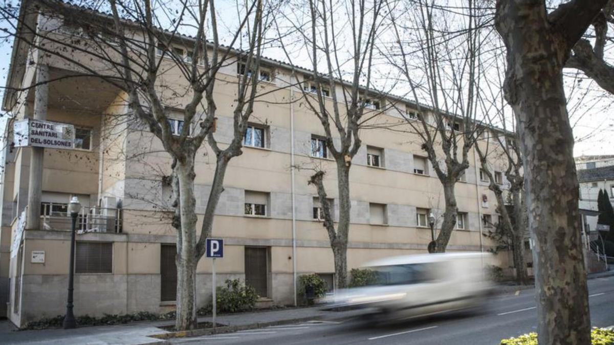 L'edifici que acull el Centre Sanitari del Solsonès