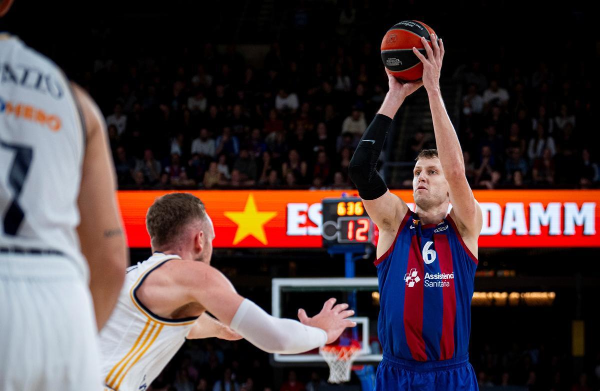 Vesely fue el gran lider ofensivo del Barça ante el Madrid