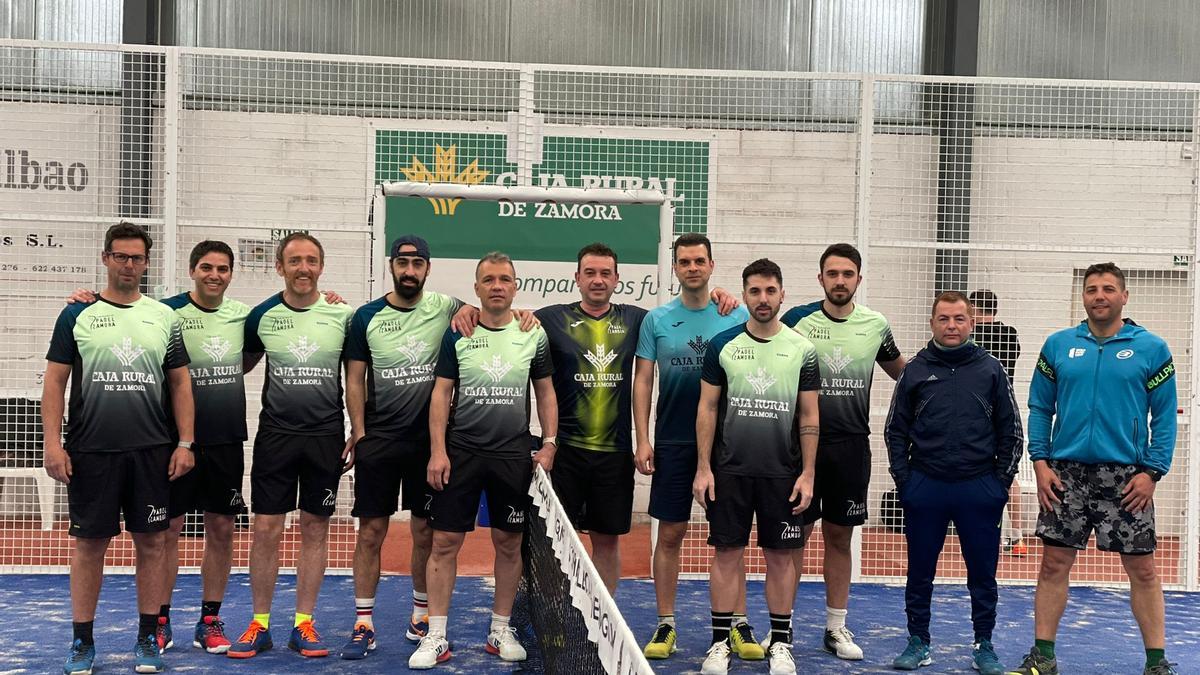 Pádel Zamora, con las nuevas equipaciones