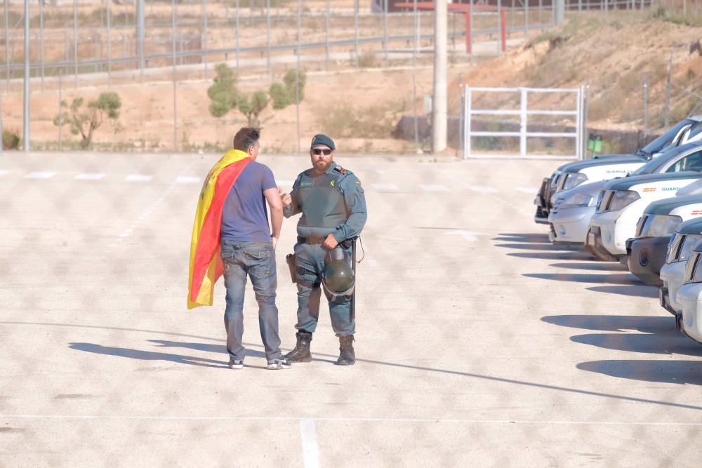 Tensión en la cárcel de Villena por la protesta de los funcionarios