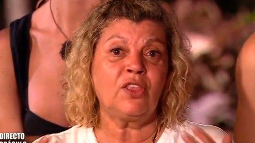 Terelu Campos se va de Supervivientes, pero antes lanza un duro comunicado y habla de su hija y Carlo Costanzia: "recibo el palo de mi vida"