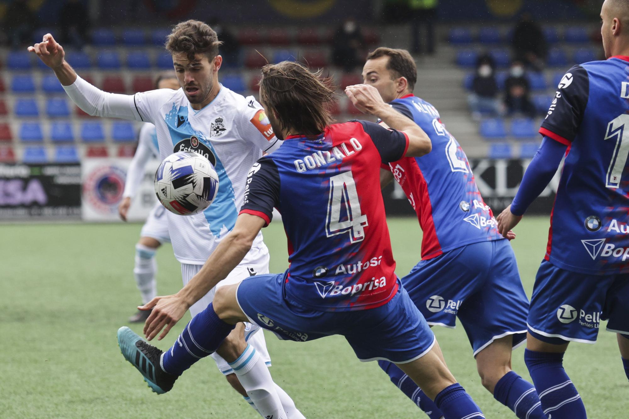 El Deportivo pierde 1-0 ante el Langreo