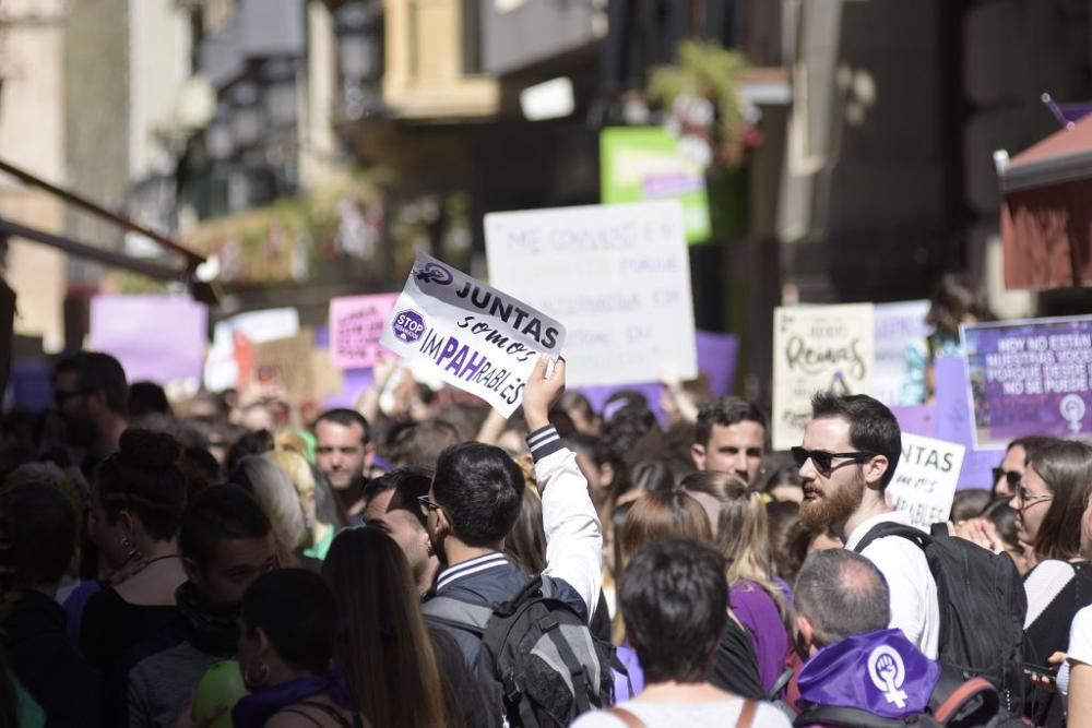 La feministas calientan motores antes de la manifestación del 8-M en Murcia