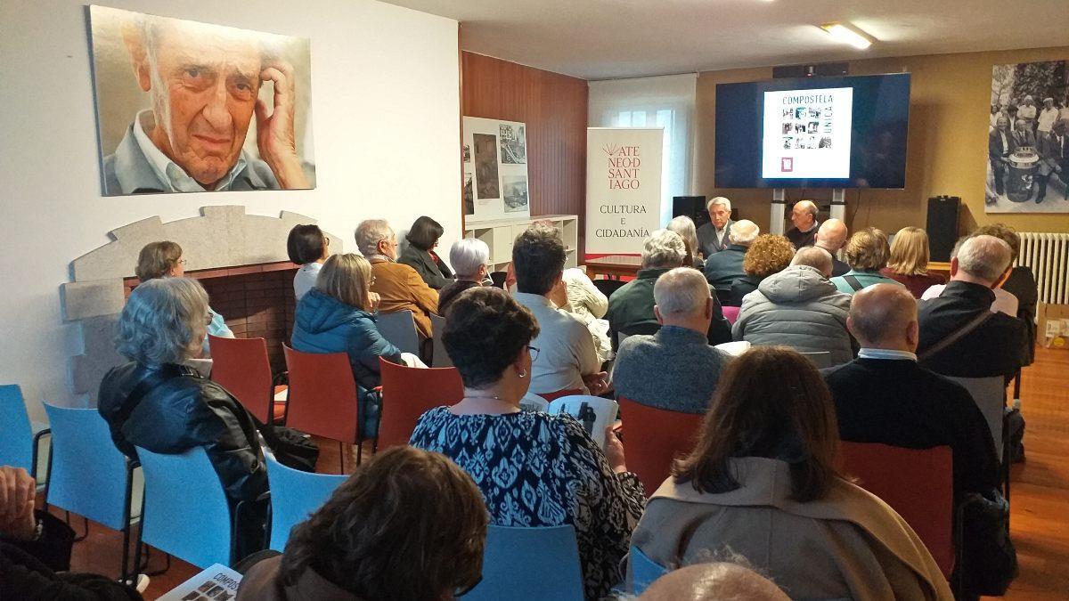 Presentación do libro no Ateneo de Santiago.