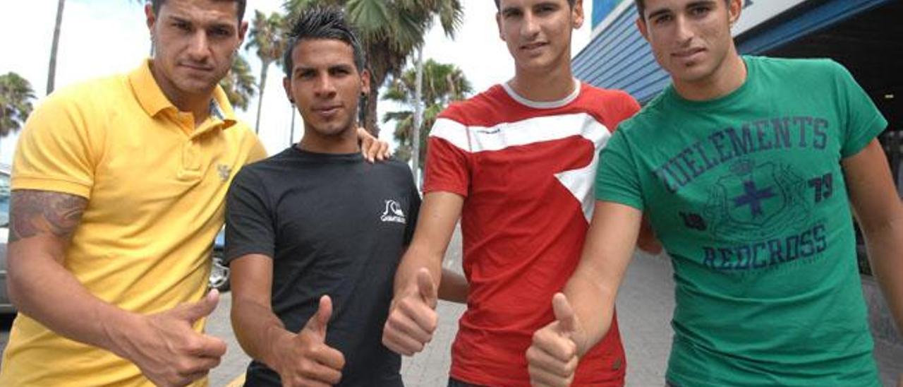 Vitolo, Viera, Vicente y Juanpe, en el verano de 2010.