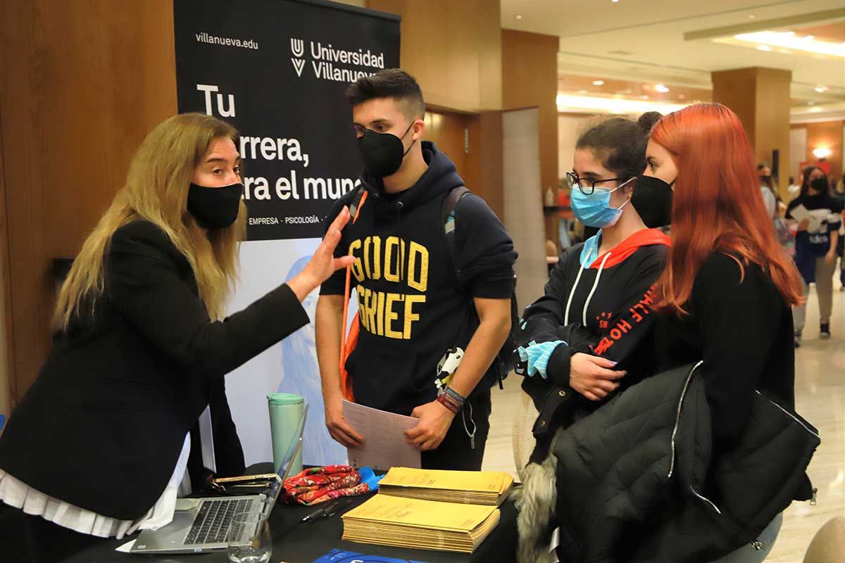 Unitour una feria para despejar las dudas de los estudiantes cordobeses