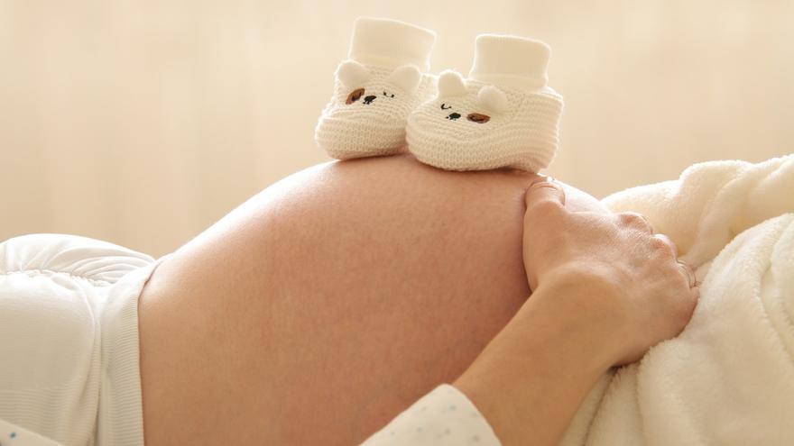Un estudi confirma que òmicron augmenta el risc de complicacions en l&#039;embaràs