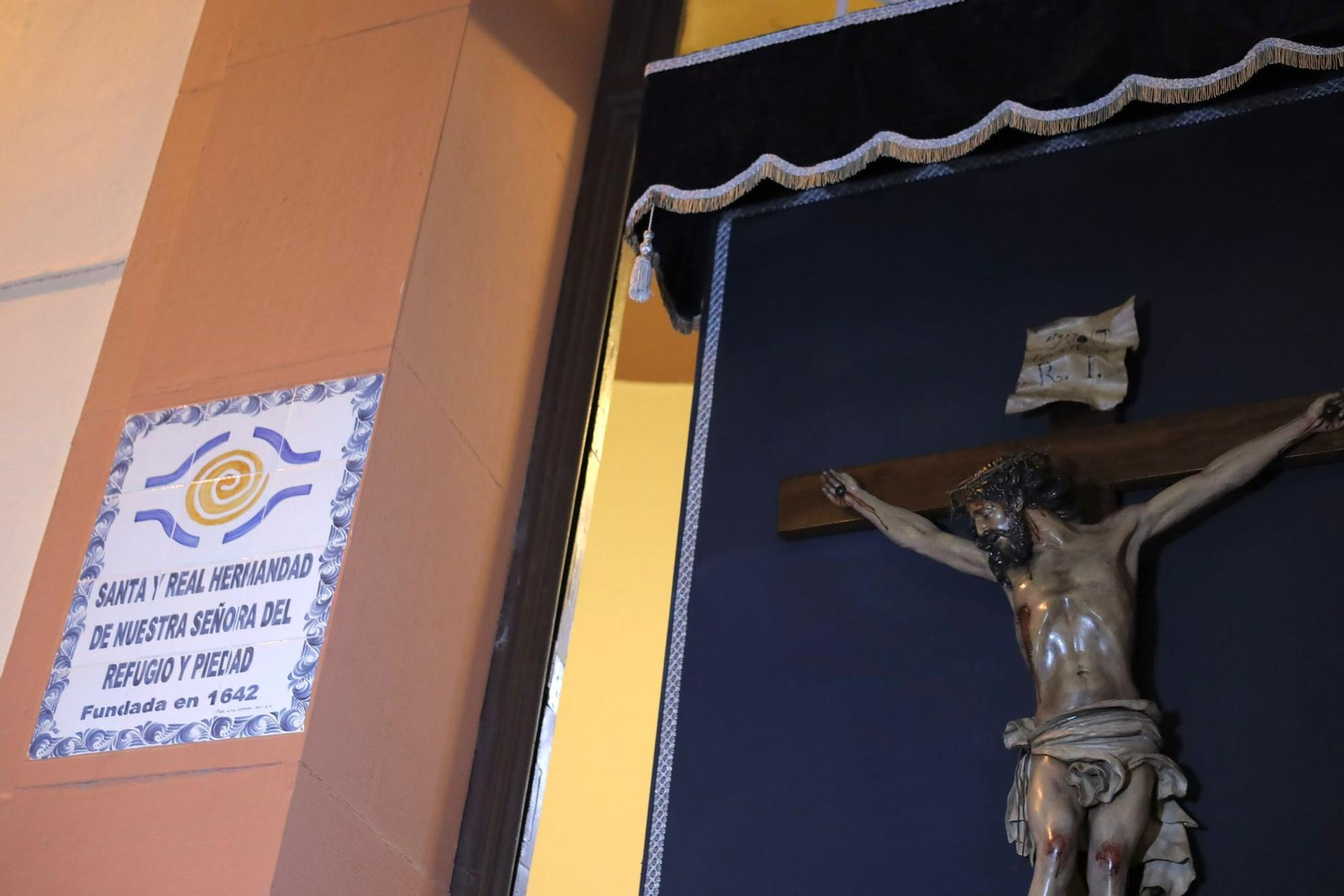 En imágenes | Vía Crucis de Nuestra Señora de la Piedad en Zaragoza