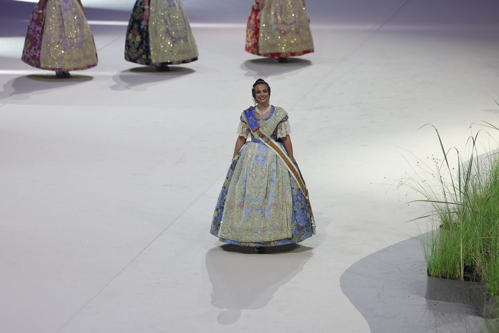 Berta Peiró y Lucía García dicen adiós a su año como falleras mayores de València 2025