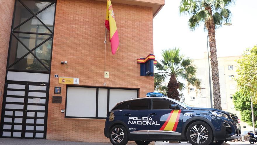 Detenido un joven de 20 años en Alicante por robos en siete locales de madrugada