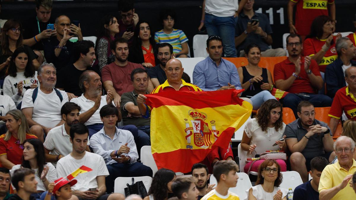 Aficionados españoles durante la eliminatoria del domingo contra Corea del Sur