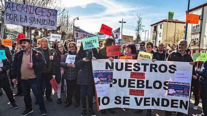 Manifestantes alistanos en la masiva protesta que recorrió Valladolid el pasado sábado.