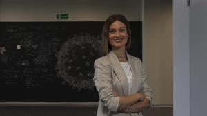 Pilar Domingo-Calap, investigadora del Instituto de Biología Integrativa de Sistemas (I2SysBio) de la Universitat de València