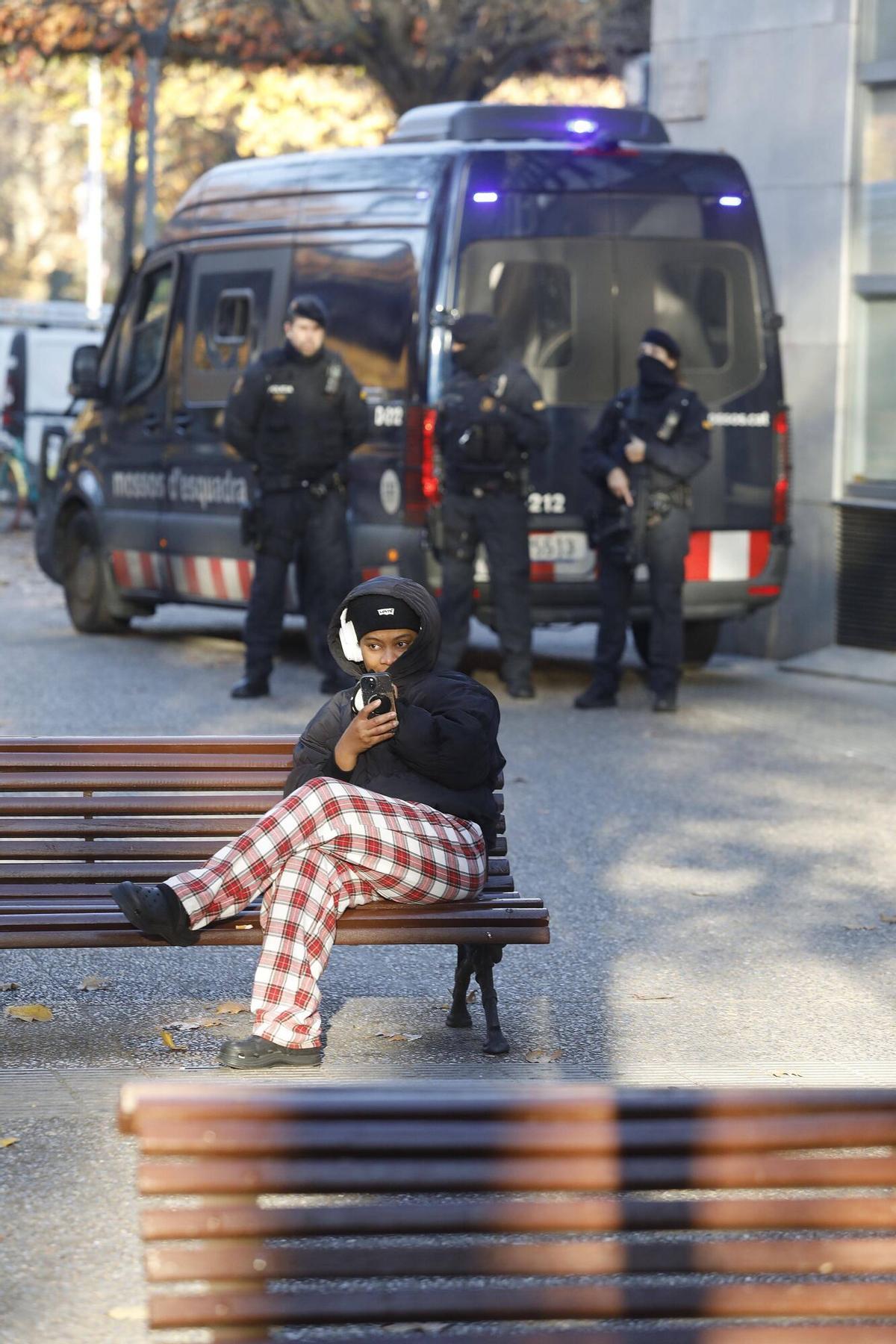 Girona. Jutjats. Dispositiu Mossos d'esquadra.