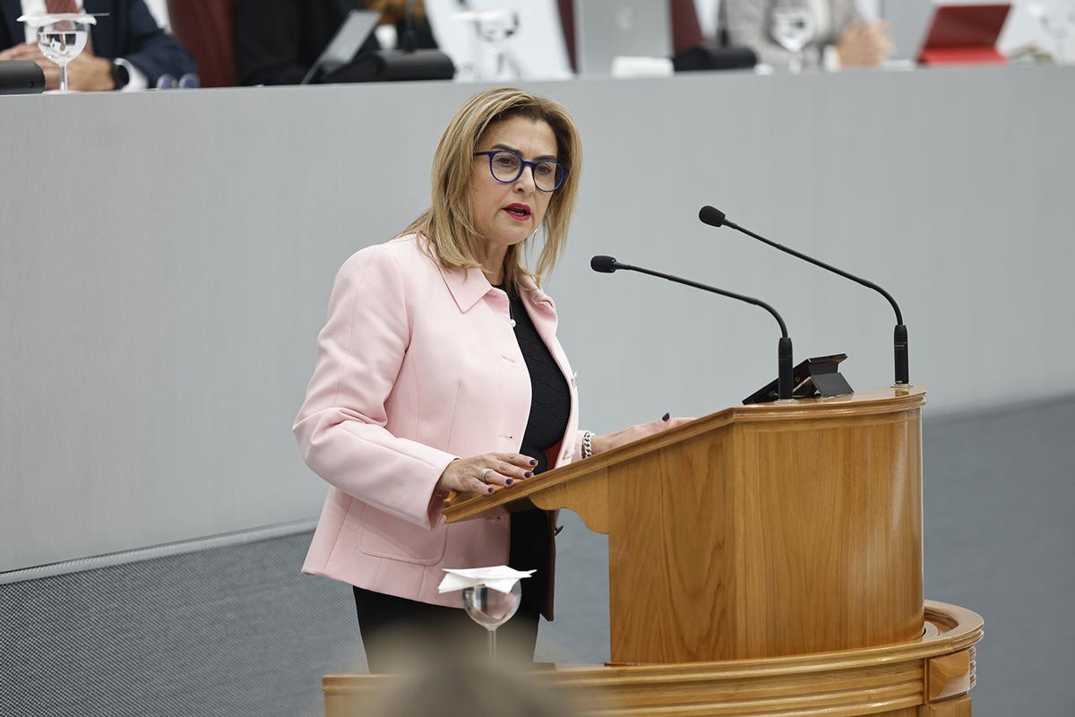 Carmina Fernández, del PSOE.