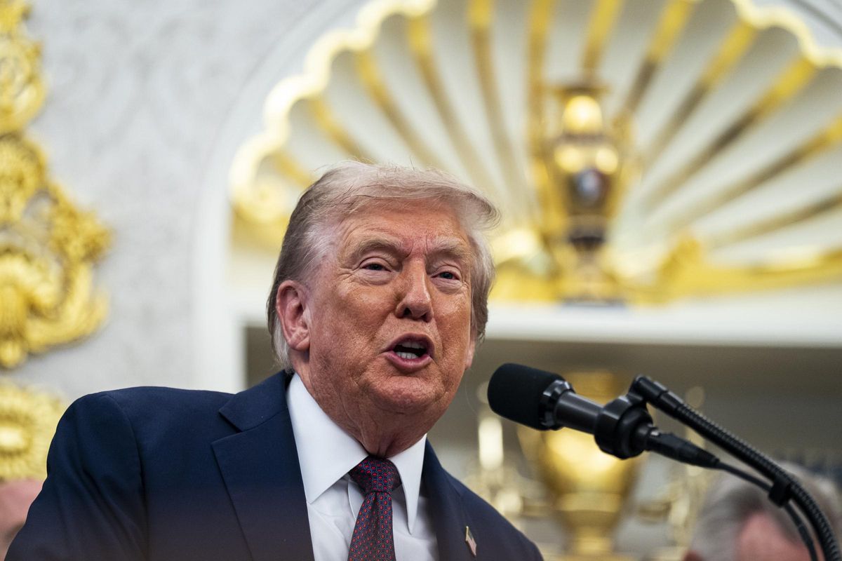 Trump qualifica de "bonica cerimònia" i "impressionant" l’exhibició de Pequín Trump qualifica de "bonica cerimònia" i "impressionant" l’exhibició de Pequín