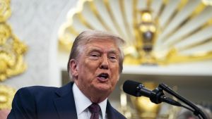 Trump qualifica de "bonica cerimònia" i "impressionant" l’exhibició de Pequín