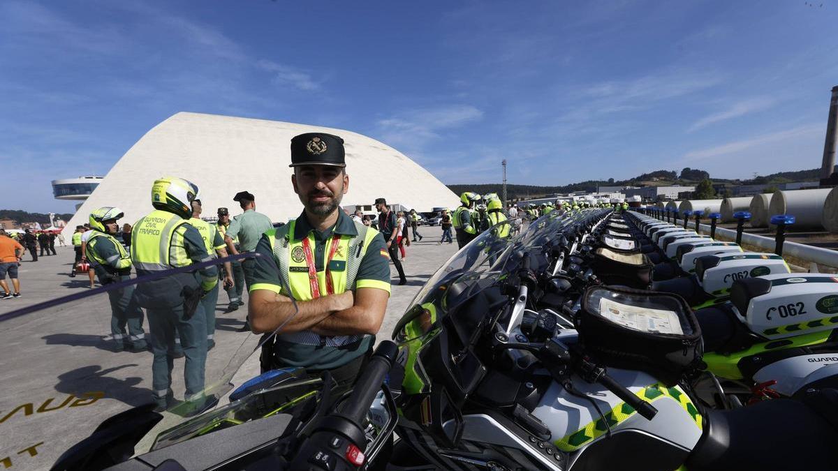 Cyclist Safety: Protection & Goal Achievement