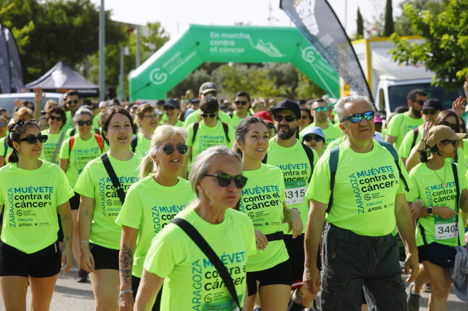 En imágenes | Miles de personas corren contra el cáncer en el Parque del Agua de Zaragoza