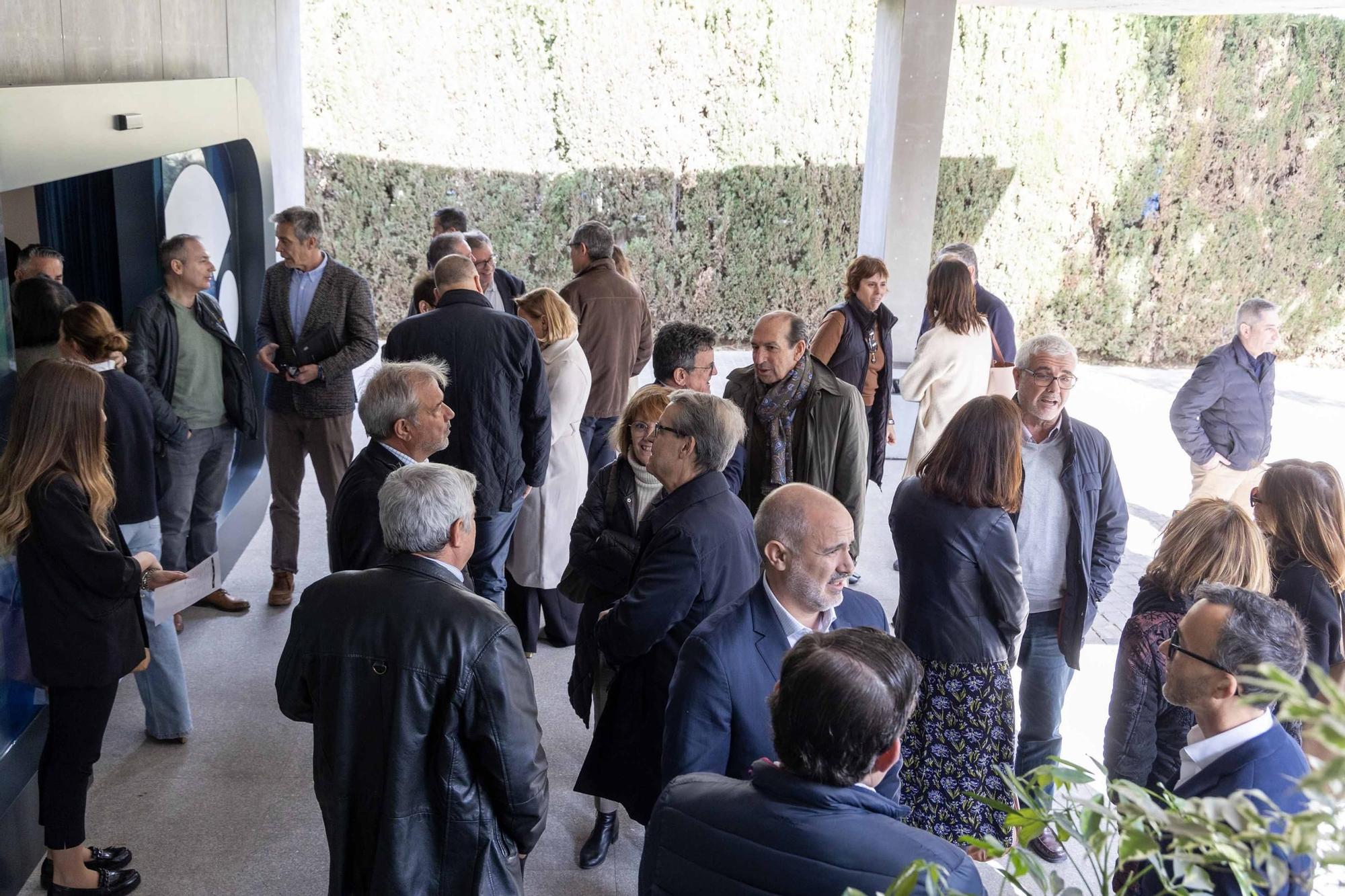 Mesa redonda en el Club INFORMACIÓN sobre la IA en la administración pública y gestión tributaria